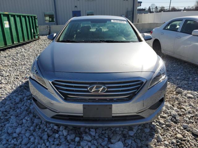 Photo 4 VIN: 5NPE24AF4GH352781 - HYUNDAI SONATA 