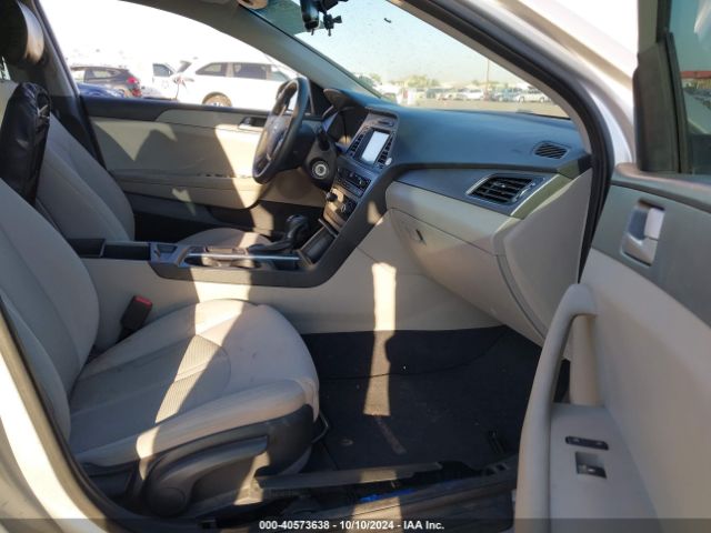 Photo 4 VIN: 5NPE24AF4GH362081 - HYUNDAI SONATA 