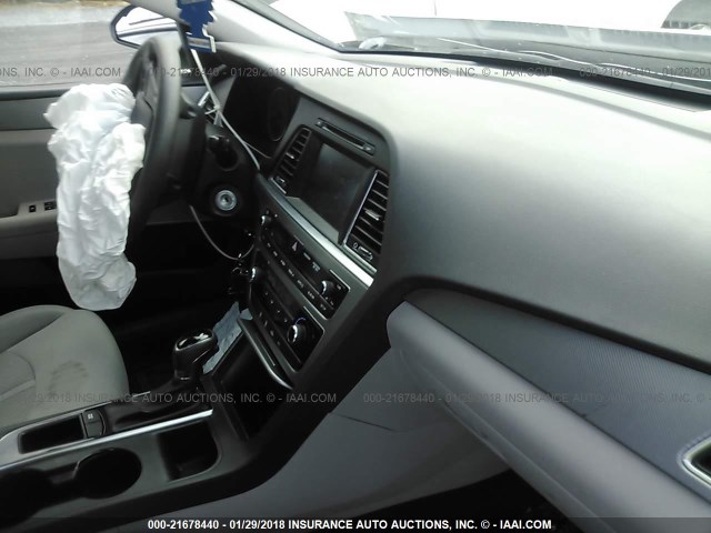 Photo 4 VIN: 5NPE24AF4GH371363 - HYUNDAI SONATA 