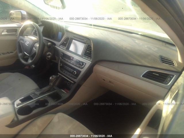 Photo 4 VIN: 5NPE24AF4GH376501 - HYUNDAI SONATA 