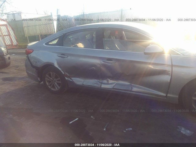 Photo 5 VIN: 5NPE24AF4GH376501 - HYUNDAI SONATA 