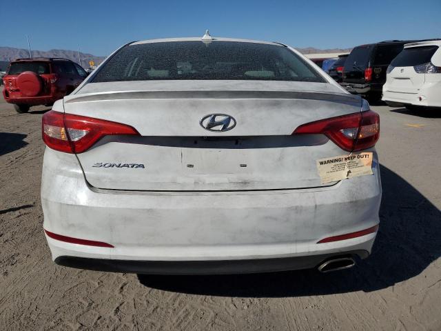 Photo 5 VIN: 5NPE24AF4GH376983 - HYUNDAI SONATA SE 