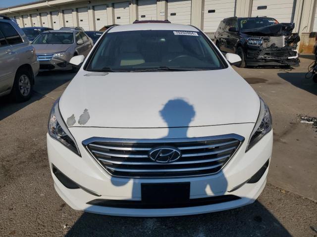 Photo 4 VIN: 5NPE24AF4GH377518 - HYUNDAI SONATA SE 