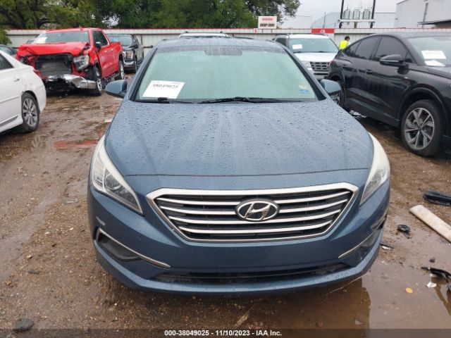 Photo 5 VIN: 5NPE24AF4GH378877 - HYUNDAI SONATA 