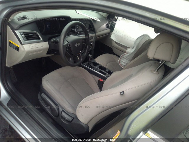 Photo 4 VIN: 5NPE24AF4GH394836 - HYUNDAI SONATA 