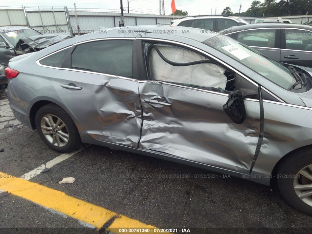 Photo 5 VIN: 5NPE24AF4GH394836 - HYUNDAI SONATA 