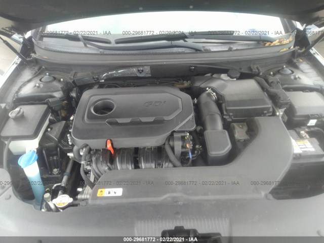 Photo 9 VIN: 5NPE24AF4GH404524 - HYUNDAI SONATA 