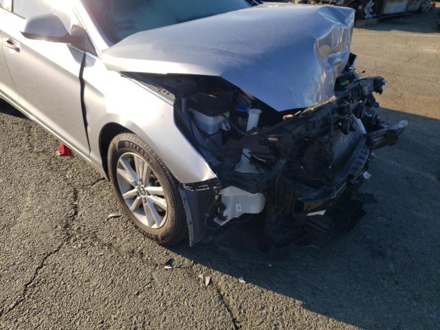 Photo 8 VIN: 5NPE24AF4GH409450 - HYUNDAI SONATA SE 