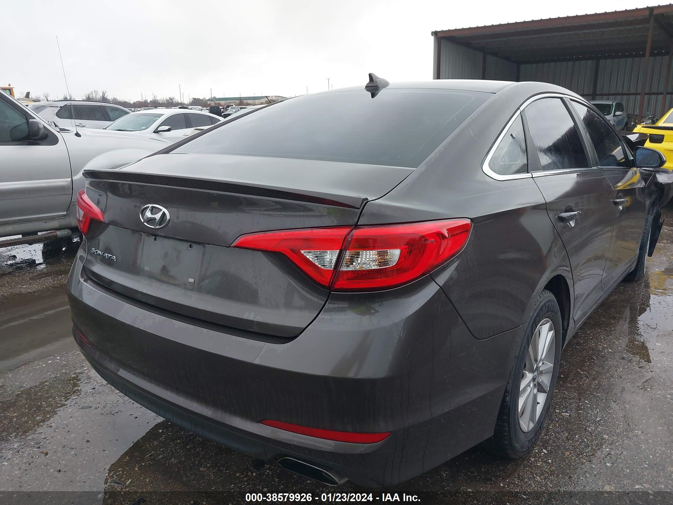 Photo 3 VIN: 5NPE24AF4GH413014 - HYUNDAI SONATA 