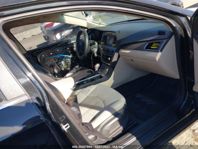 Photo 4 VIN: 5NPE24AF4GH420545 - HYUNDAI SONATA 