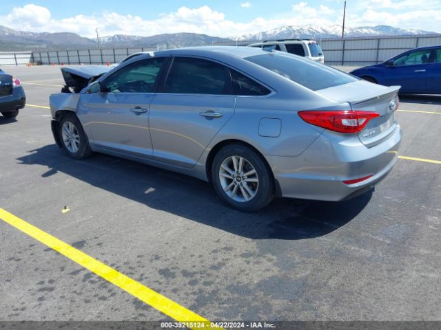 Photo 2 VIN: 5NPE24AF4HH437461 - HYUNDAI SONATA 