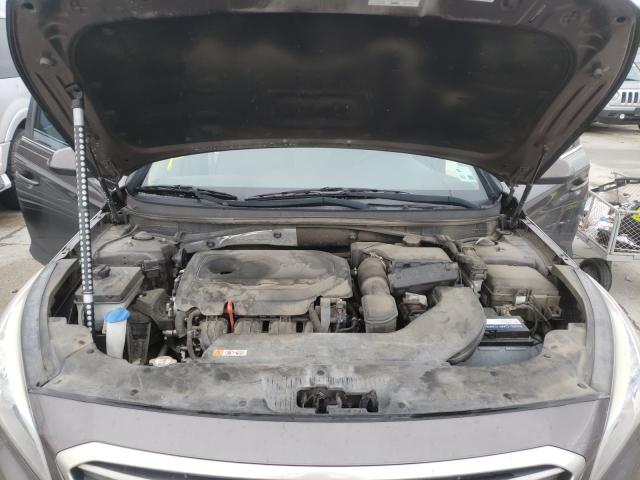 Photo 6 VIN: 5NPE24AF4HH438190 - HYUNDAI SONATA SE 