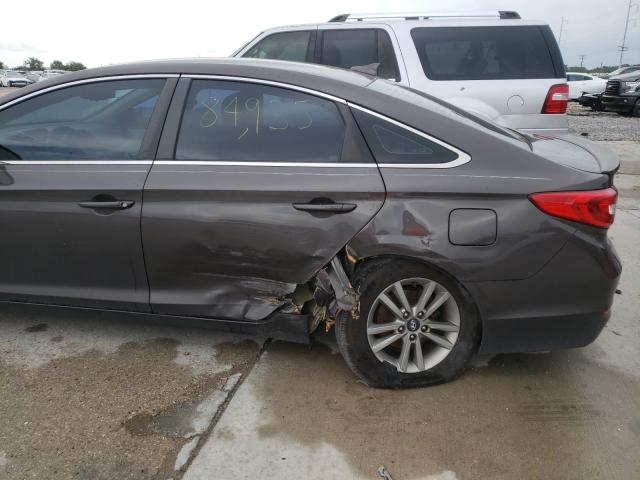 Photo 8 VIN: 5NPE24AF4HH438190 - HYUNDAI SONATA SE 