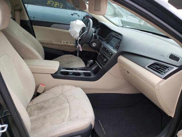 Photo 4 VIN: 5NPE24AF4HH451084 - HYUNDAI SONATA SE 