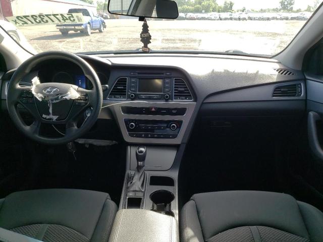 Photo 8 VIN: 5NPE24AF4HH460920 - HYUNDAI SONATA SE 