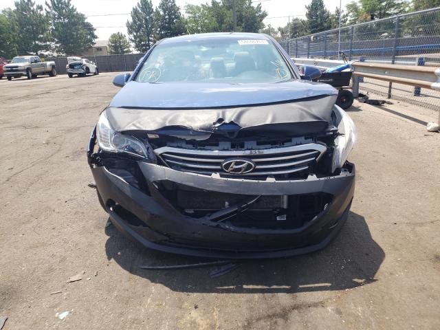 Photo 8 VIN: 5NPE24AF4HH469679 - HYUNDAI SONATA SE 