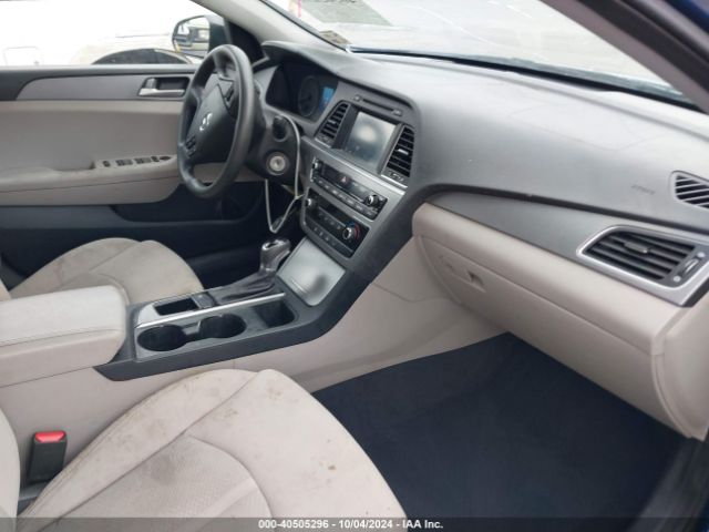 Photo 4 VIN: 5NPE24AF4HH478172 - HYUNDAI SONATA 