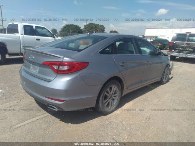 Photo 3 VIN: 5NPE24AF4HH479631 - HYUNDAI SONATA 