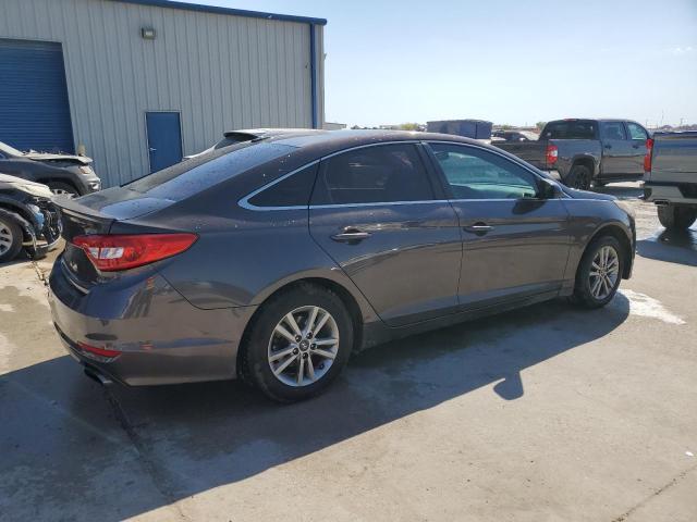 Photo 2 VIN: 5NPE24AF4HH488118 - HYUNDAI SONATA SE 