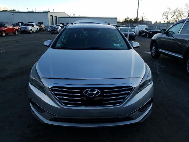 Photo 8 VIN: 5NPE24AF4HH492797 - HYUNDAI SONATA SE 