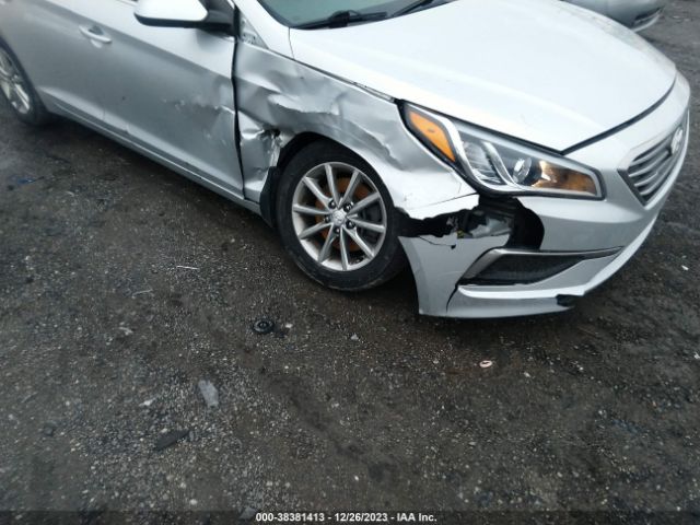 Photo 5 VIN: 5NPE24AF4HH499782 - HYUNDAI SONATA 