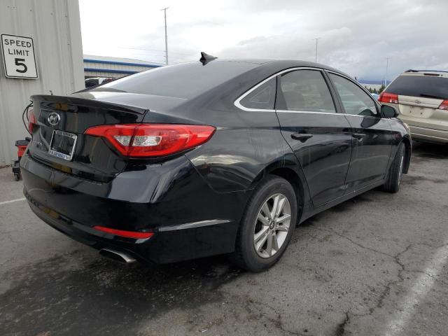 Photo 2 VIN: 5NPE24AF4HH500803 - HYUNDAI SONATA SE 