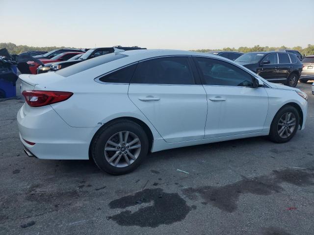 Photo 2 VIN: 5NPE24AF4HH507105 - HYUNDAI SONATA SE 