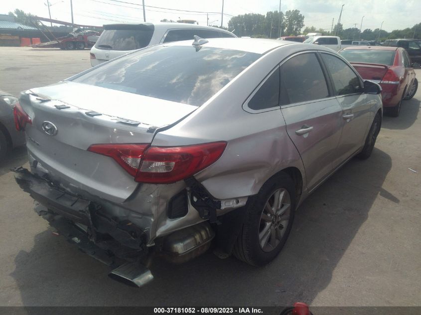 Photo 3 VIN: 5NPE24AF4HH513728 - HYUNDAI SONATA 