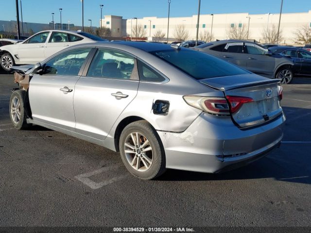 Photo 2 VIN: 5NPE24AF4HH523434 - HYUNDAI SONATA 