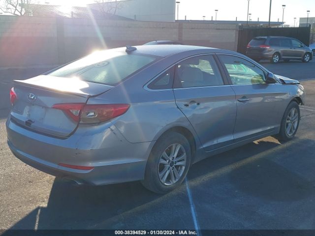 Photo 3 VIN: 5NPE24AF4HH523434 - HYUNDAI SONATA 