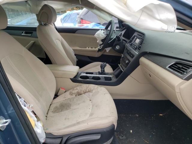 Photo 4 VIN: 5NPE24AF4HH527029 - HYUNDAI SONATA SE 