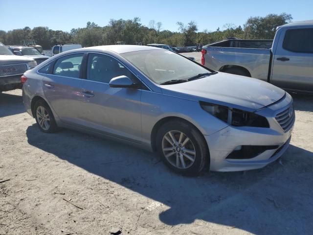 Photo 3 VIN: 5NPE24AF4HH532389 - HYUNDAI SONATA 