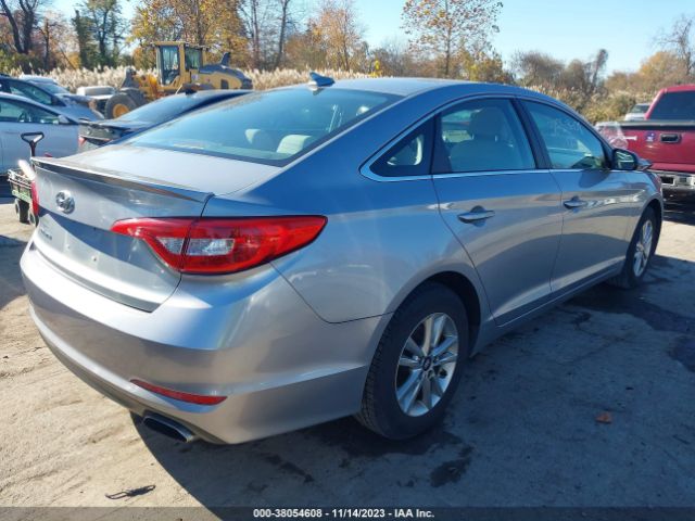 Photo 3 VIN: 5NPE24AF4HH549497 - HYUNDAI SONATA 