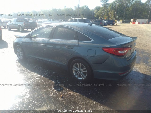 Photo 2 VIN: 5NPE24AF4HH555753 - HYUNDAI SONATA 