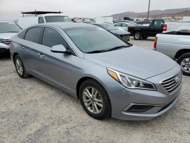 Photo 3 VIN: 5NPE24AF4HH557471 - HYUNDAI SONATA SE 