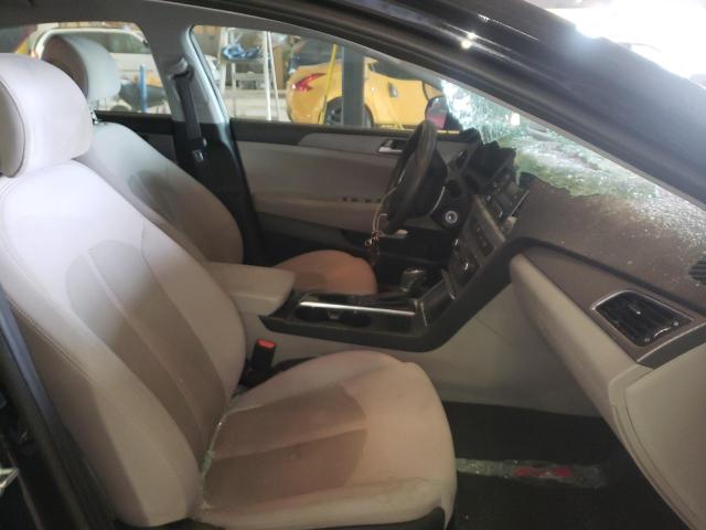 Photo 4 VIN: 5NPE24AF4HH557728 - HYUNDAI SONATA SE 