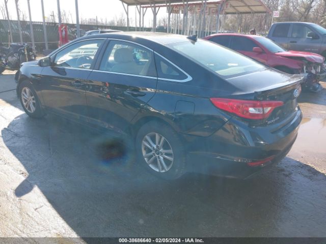 Photo 2 VIN: 5NPE24AF4HH559947 - HYUNDAI SONATA 