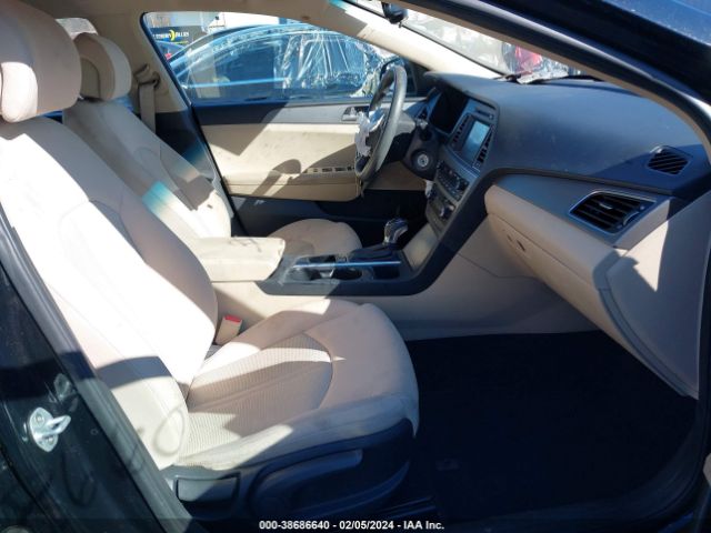 Photo 4 VIN: 5NPE24AF4HH559947 - HYUNDAI SONATA 