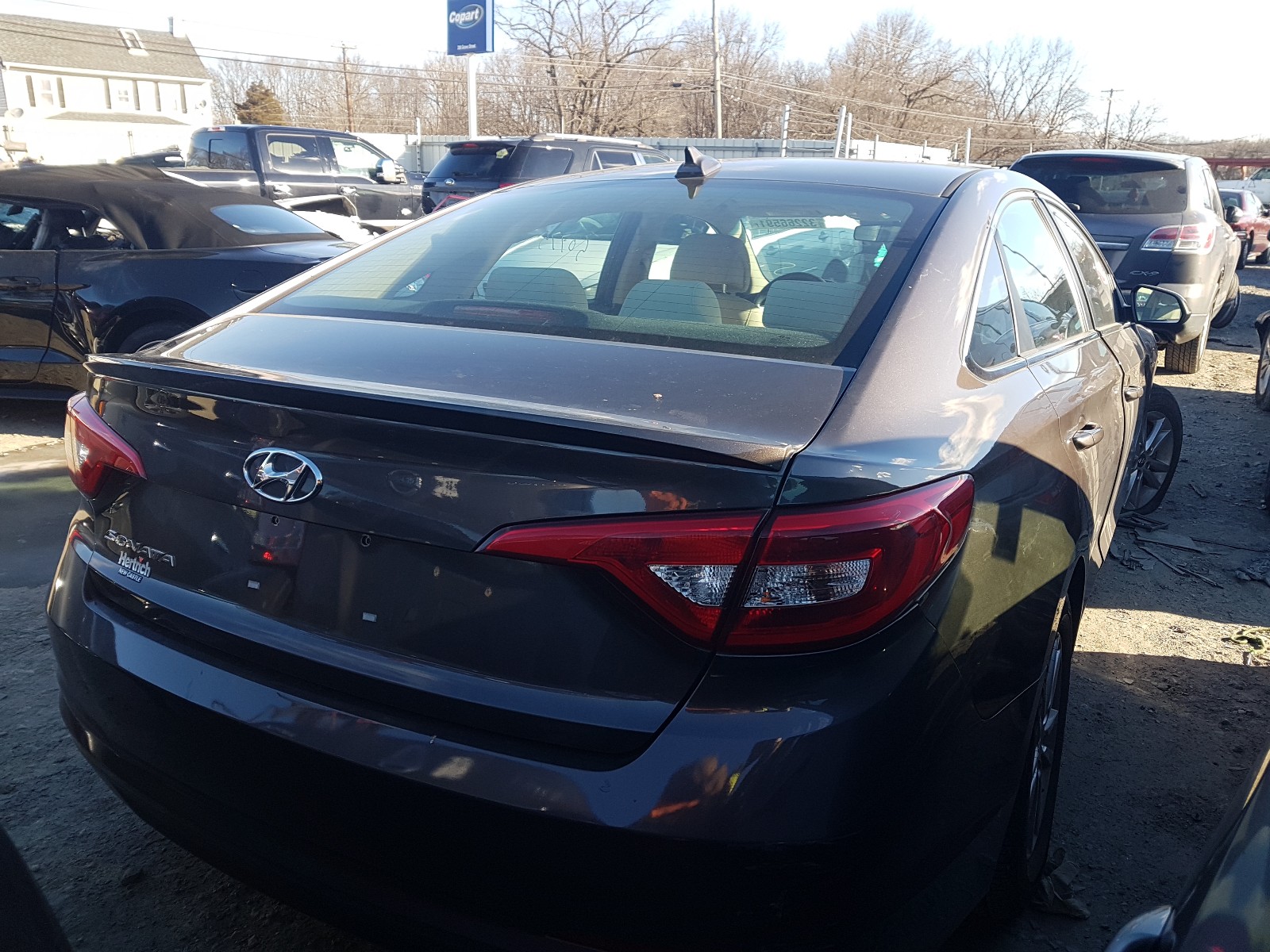 Photo 3 VIN: 5NPE24AF4HH560466 - HYUNDAI SONATA SE 