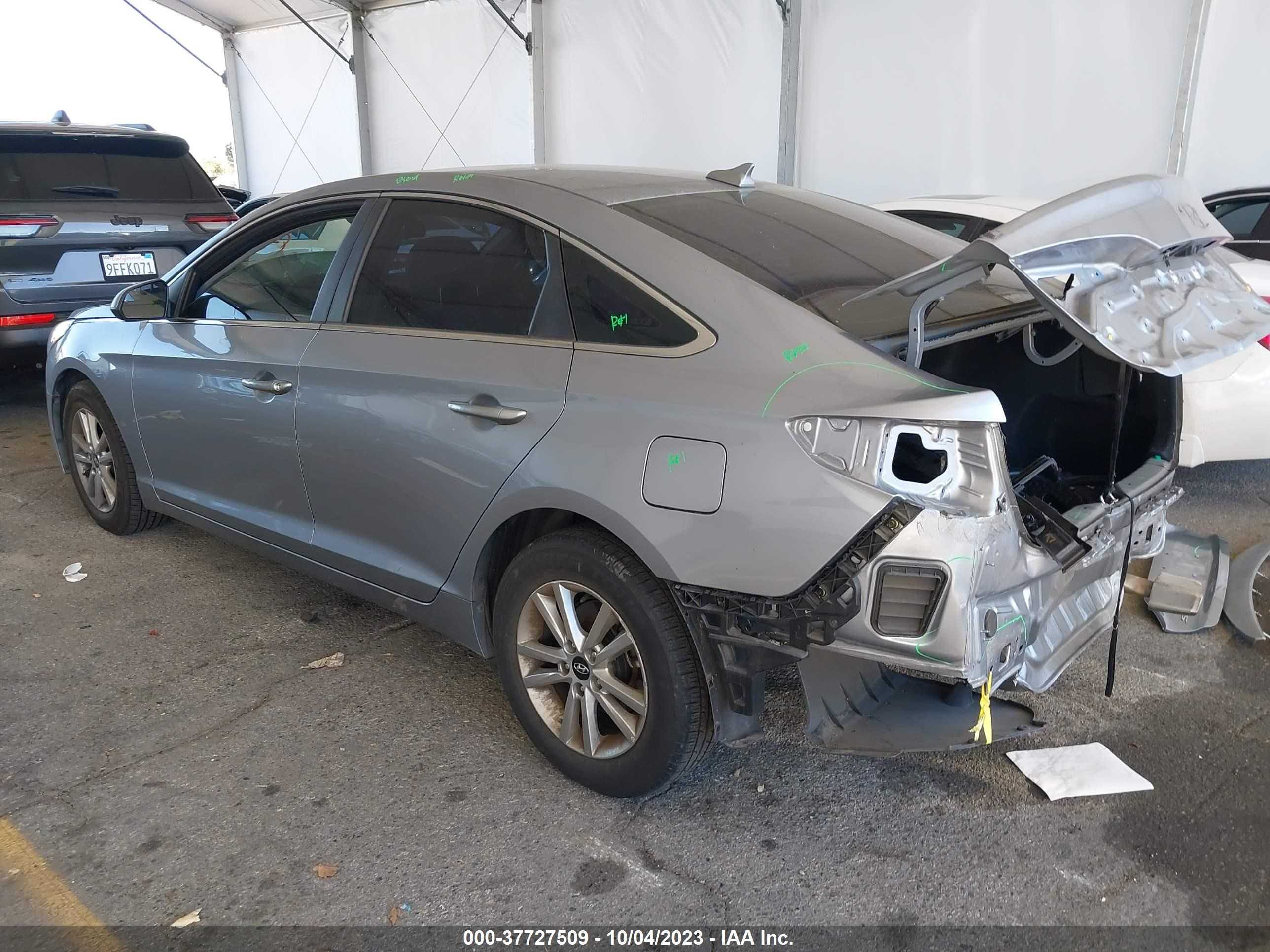 Photo 2 VIN: 5NPE24AF4HH562914 - HYUNDAI SONATA 