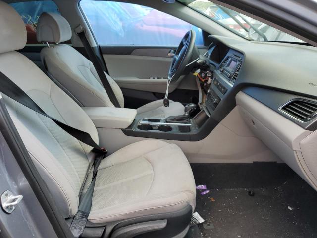 Photo 4 VIN: 5NPE24AF4HH565327 - HYUNDAI SONATA SE 