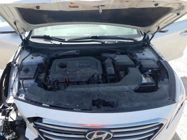 Photo 6 VIN: 5NPE24AF4HH566039 - HYUNDAI SONATA SE 