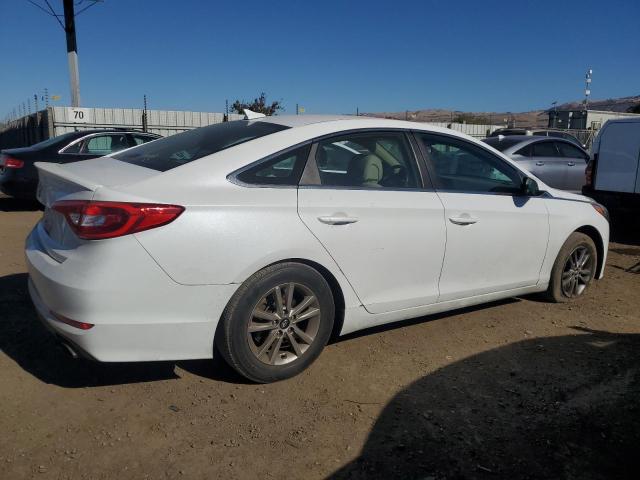 Photo 2 VIN: 5NPE24AF4HH566347 - HYUNDAI SONATA SE 