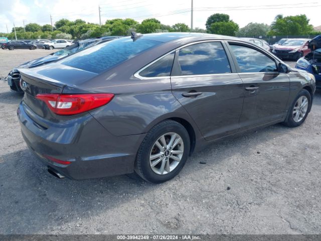 Photo 3 VIN: 5NPE24AF4HH577624 - HYUNDAI SONATA 