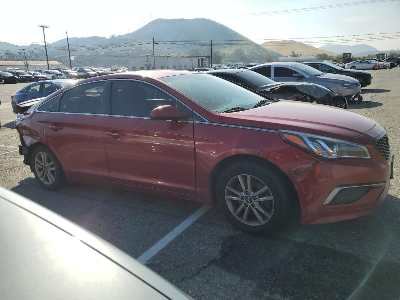 Photo 3 VIN: 5NPE24AF4HH580717 - HYUNDAI SONATA 