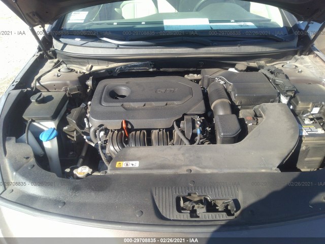 Photo 9 VIN: 5NPE24AF4HH582421 - HYUNDAI SONATA 