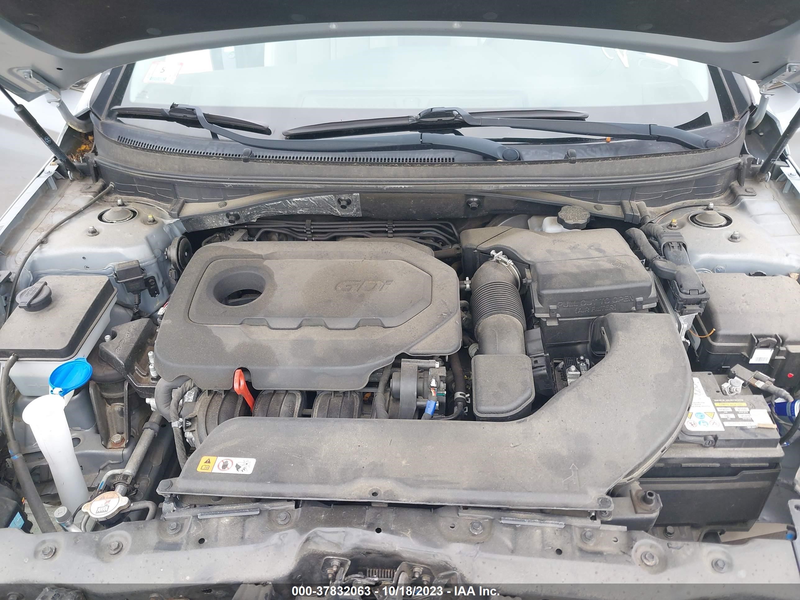 Photo 9 VIN: 5NPE24AF4HH585576 - HYUNDAI SONATA 