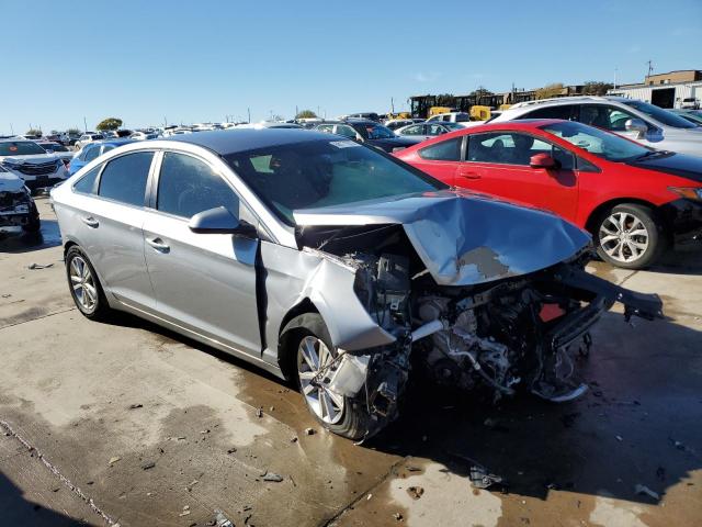 Photo 3 VIN: 5NPE24AF4HH593385 - HYUNDAI SONATA SE 