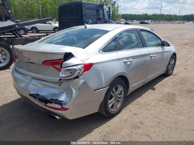 Photo 3 VIN: 5NPE24AF4HH593502 - HYUNDAI SONATA 