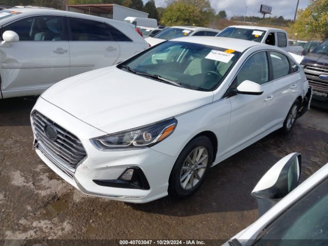 Photo 1 VIN: 5NPE24AF4JH623877 - HYUNDAI SONATA 